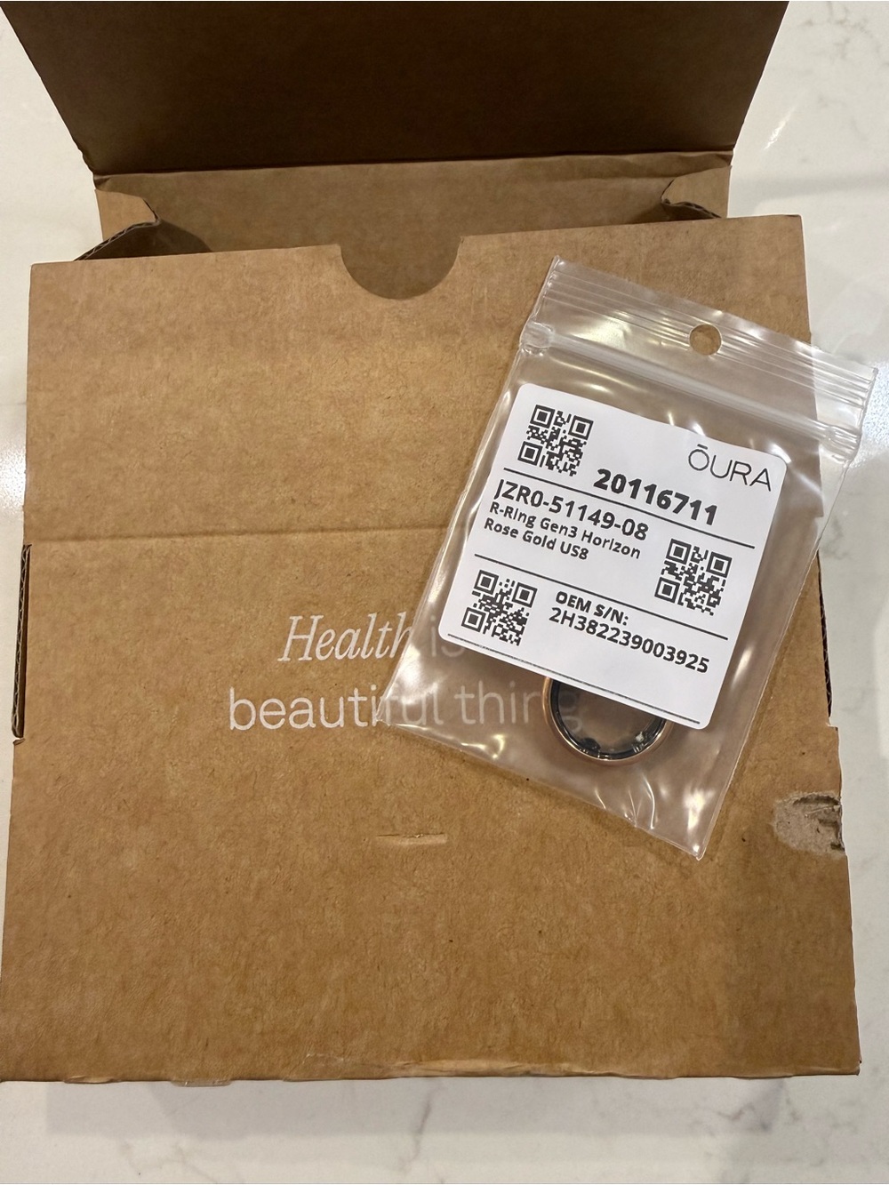 Oura Ring (8) & USB Charger - Rose Gold